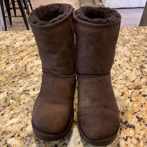 Ugg - Brown short original boot - Picture 3 of 4